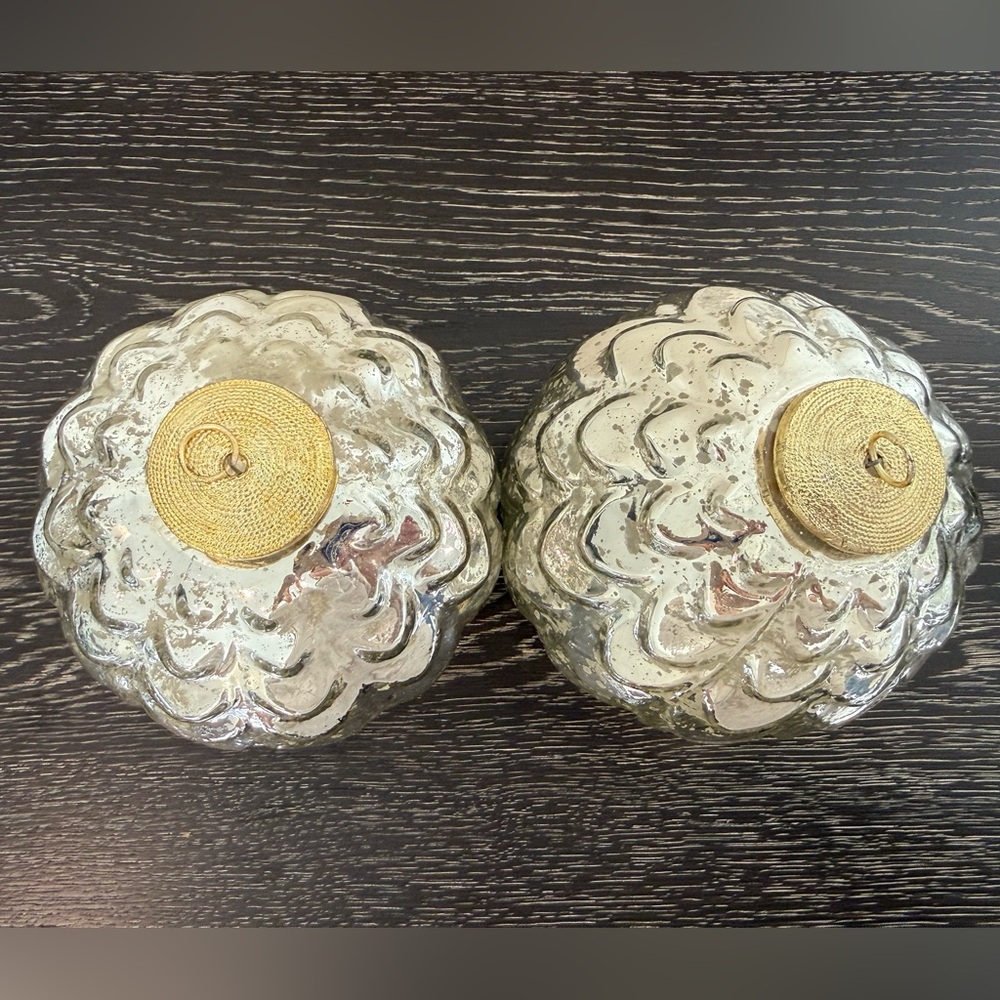 2 Kugel Style Silver Mercury Glass Ball Christmas Ornaments - Picture 3 of 4